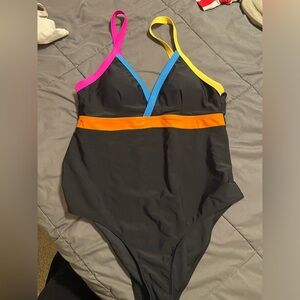 Black bathing suit women’s large